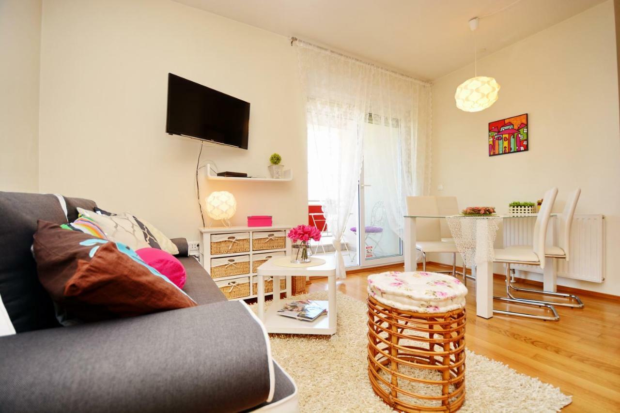 Apartment Vacation In Zadar - Mirna Экстерьер фото