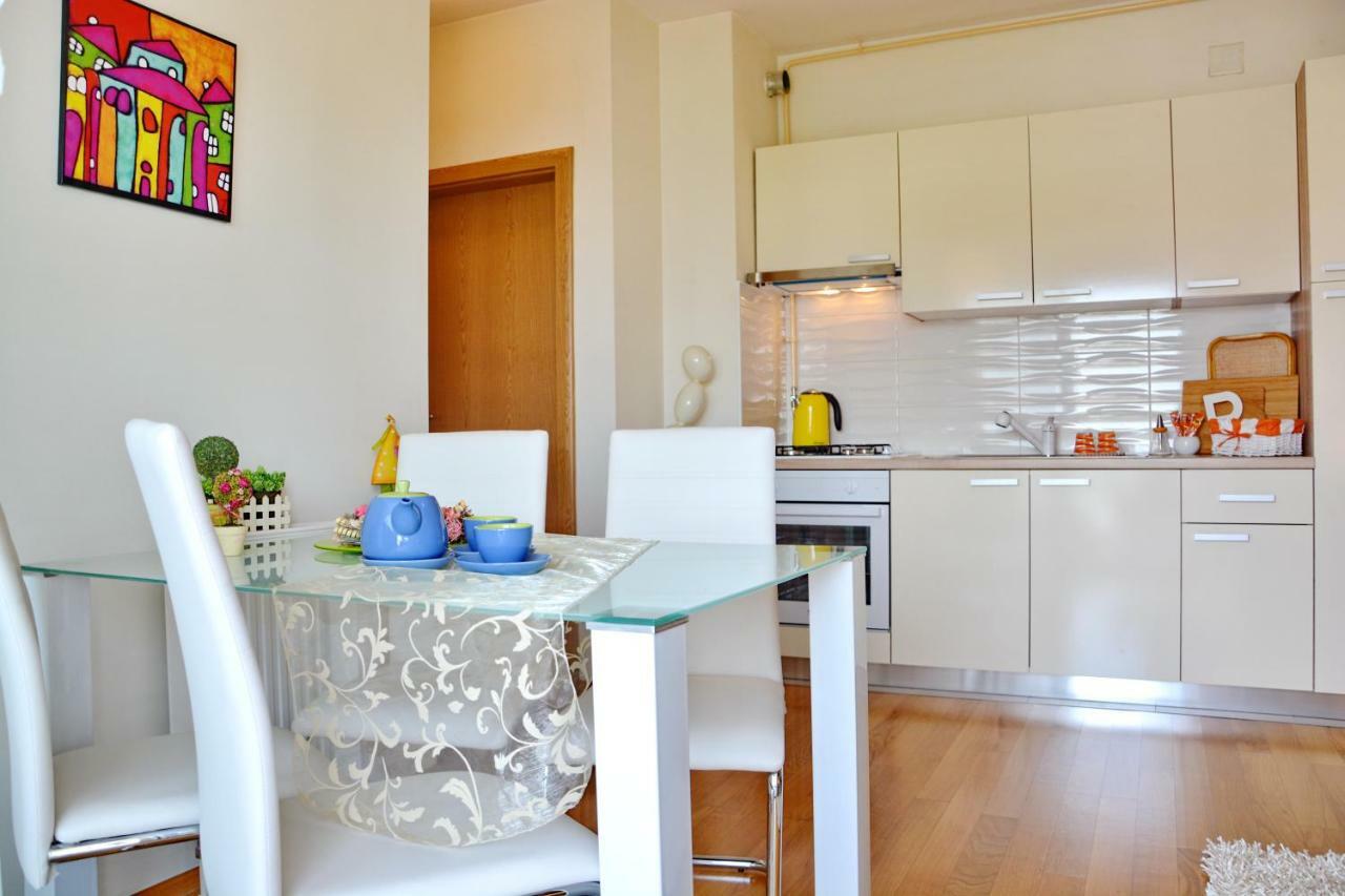 Apartment Vacation In Zadar - Mirna Экстерьер фото